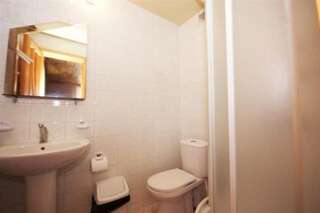 Апартаменты Holiday Palanga Sea Side Паланга Трехместный номер с ванной комнатой-19